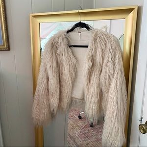 FREE PEOPLE SHAGGY FAUX FUR JACKET. XS.